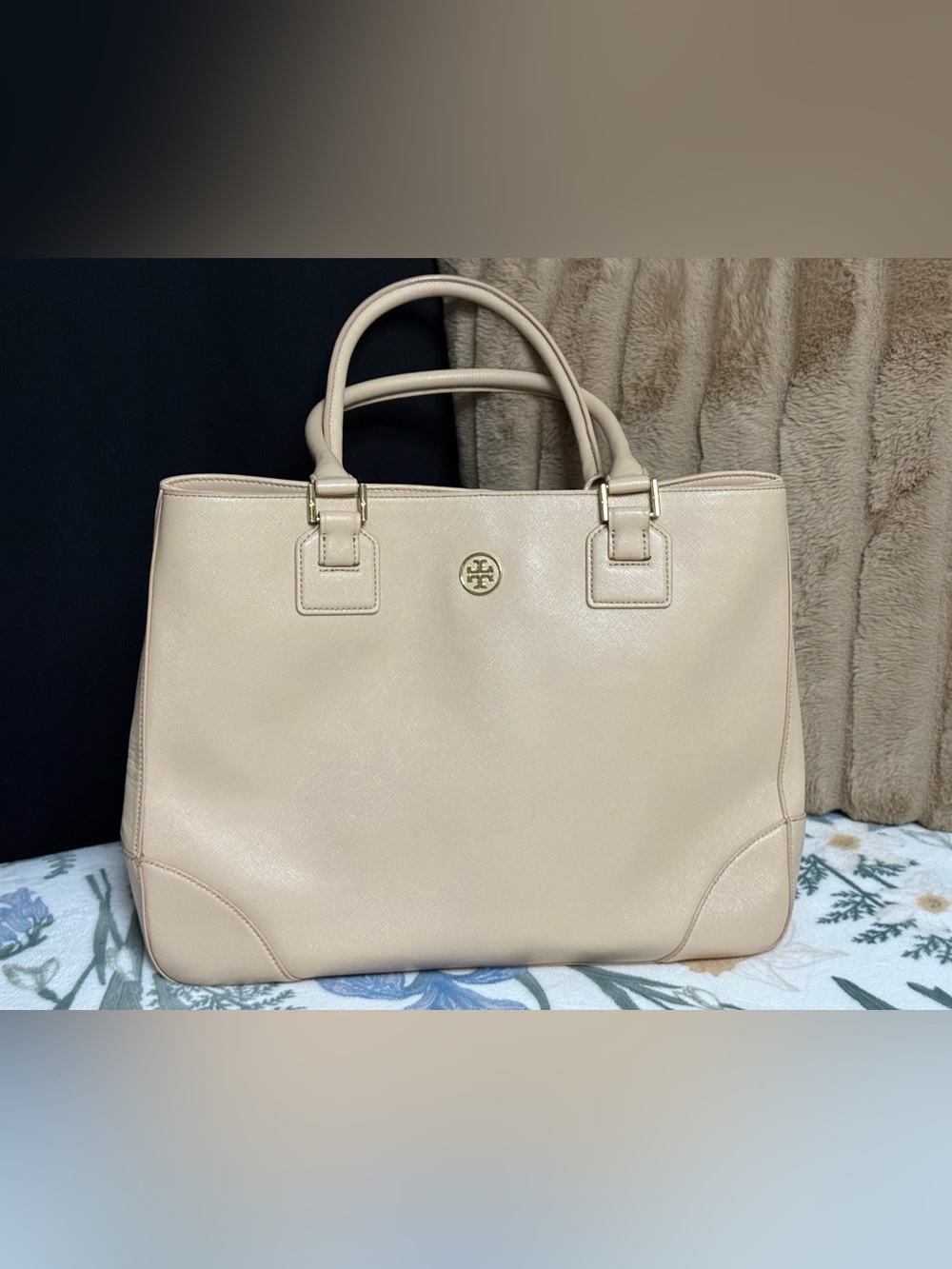 Tory Burch Pale Beige Saffiano Leather Tote with Gold Logo